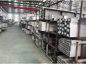 铝价高位整理后有望继续向上突破